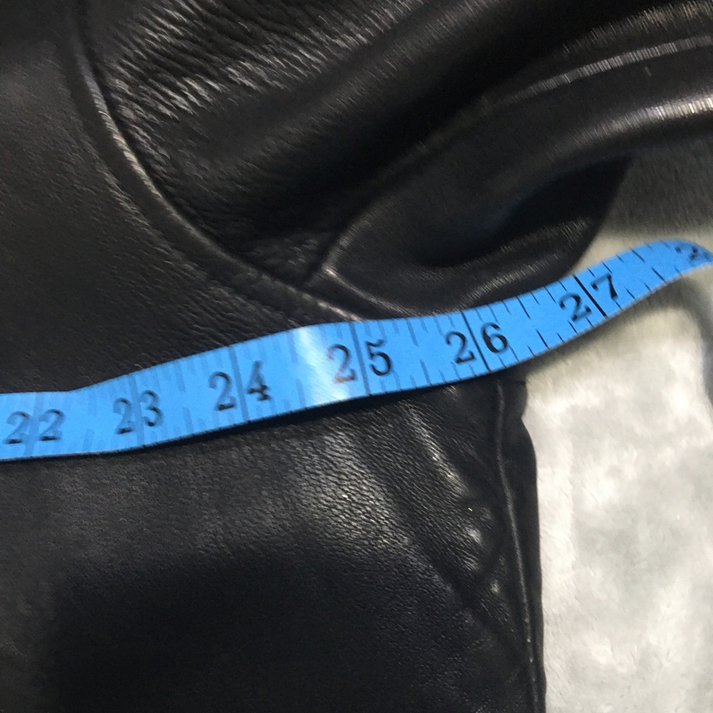 Leather jacket - Picture 6 of 7